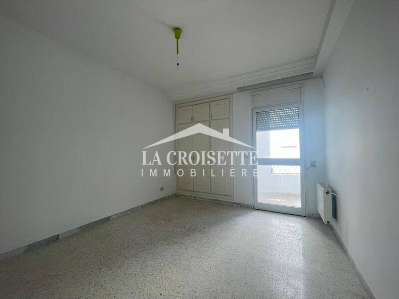 Appartement S+4 à Ain Zaghouan El Wahat